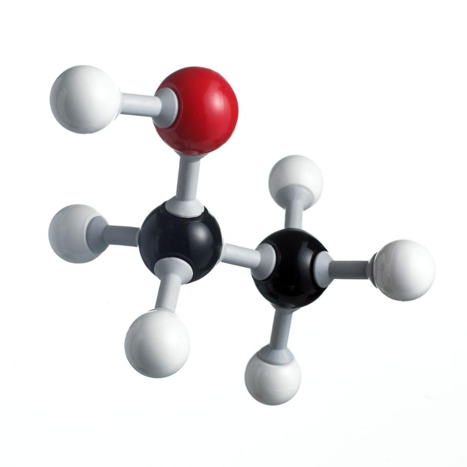 Both names denote the compound with the molecular formulaC2H5OH. This formula represents an alcohol with a two-carbon chain and a hydroxyl (–OH) group attached. The terms ethanol and ethyl alcohol describe the exact same molecule.