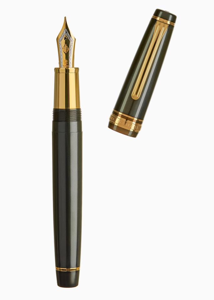 Sharing Appreciation: The Pen’s Social & Community Factor