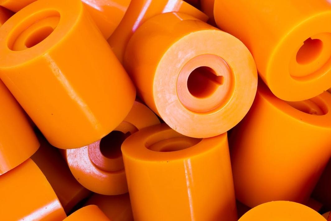 These solvents do not break the cross-linked bonds but merely swell or soften the polymer by penetrating non-cross-linked segments. They facilitate mechanical removal such as scraping or peeling.
