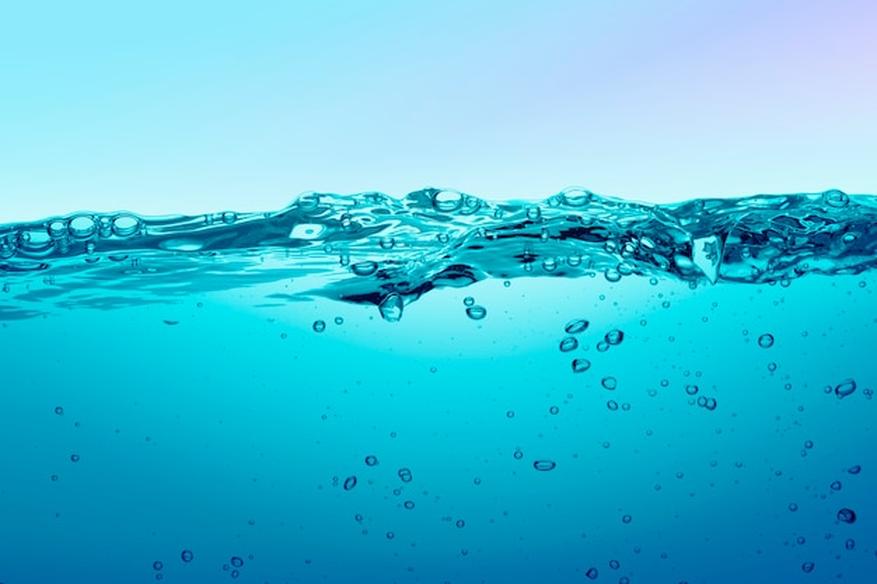Does Water Have Calories? The Confusing Truth Explained
