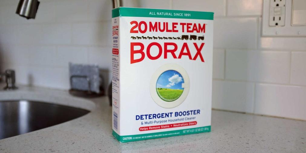 Additionally, borax acts as a 'booster' when used alongside hydrogen peroxide. It does not chemically strengthen hydrogen peroxide but enhances its stain removal efficiency. As a result, less hydrogen peroxide is required to achieve the same cleaning effect. This makes borax a useful, though indirect, enhancer in laundry formulations containing peroxide-based bleaches.